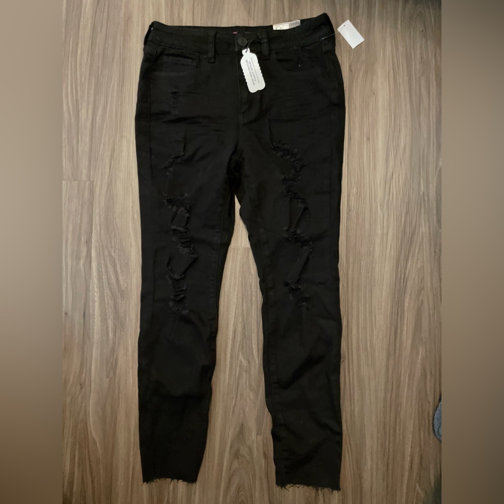 SO Women's High Rise Vintage Ankle Skinny  Distressed Black Jeans size 9 -NWT - Picture 4 of 5